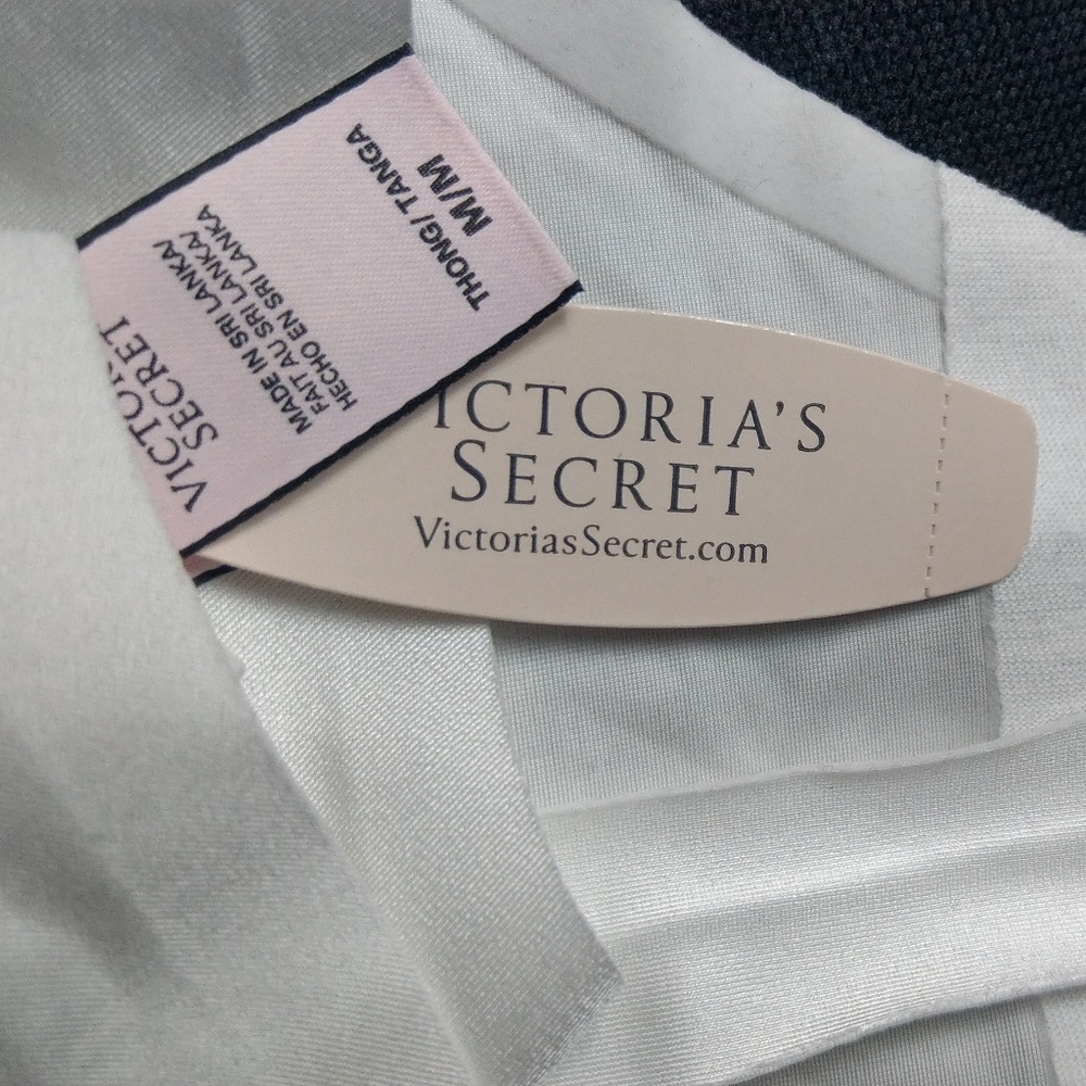 White thong Victoria's Secret NWT Medium Md M
